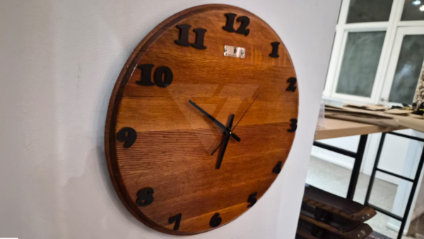 Relojes simples roble