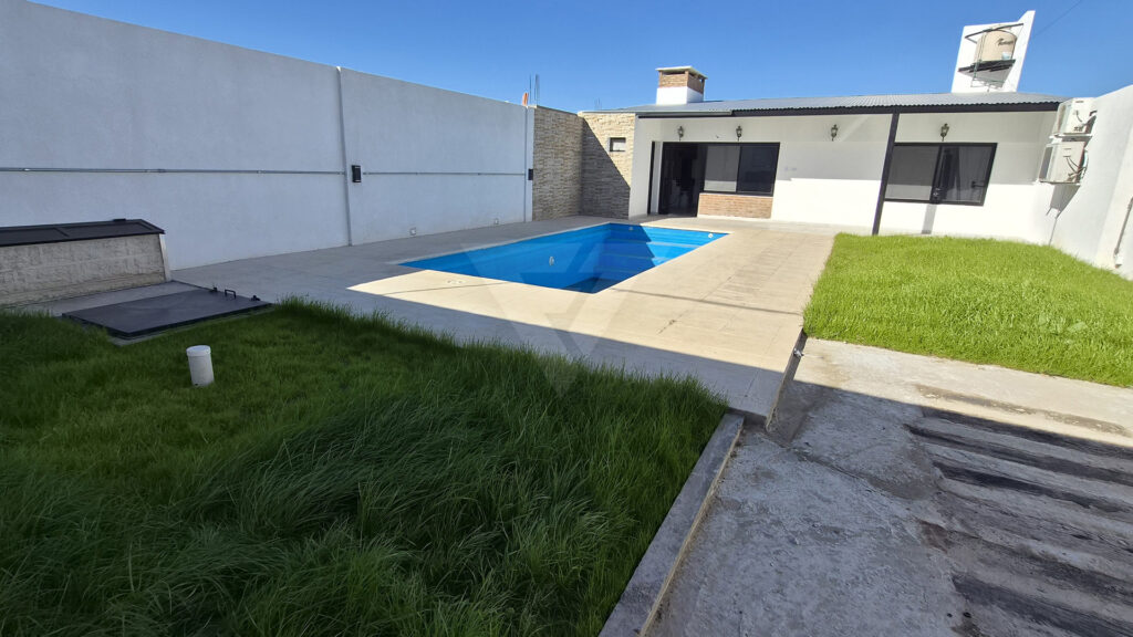 Empalme Villa Constitución, Dr.Julio Maiztegui 365