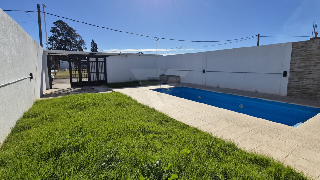 Empalme Villa Constitución, Dr.Julio Maiztegui 365